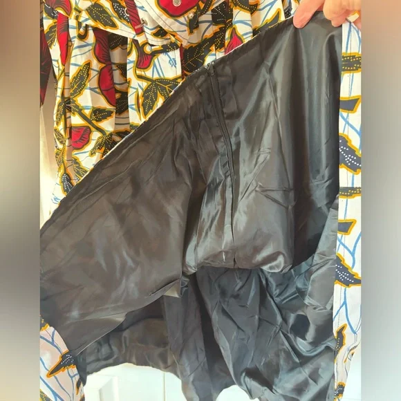 Floral African Print Long Sleeve Dress by Ofuure. Side Pockets, back Zip. Size M - Picture 8 of 13